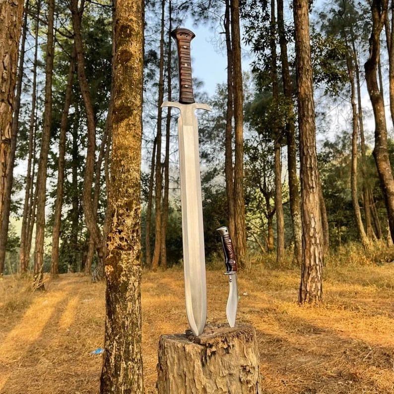 Custom Handmade Carbon Steel Blade Celtic Leaf Sword | Hunting Sword Camping