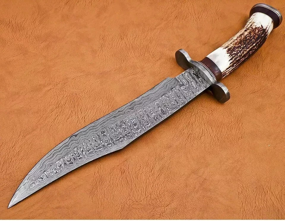 BEAUTIFUL CUSTOM HANDMADE DAMASCUS STEEL HUNTING BOWIE KNIFE HORN HANDLE