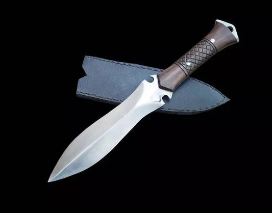 Custom Handmade Carbon Steel Survival Dagger Machete Sword Hunting Knife Camping