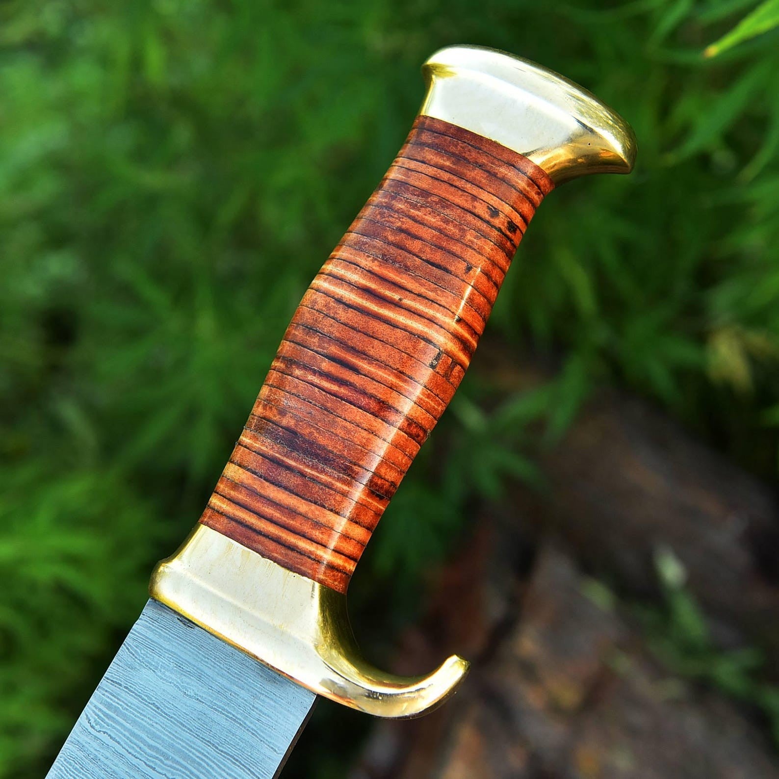 Handmade Damascus Bowie Knife Hunting Fixed Blade with Leather Sheath