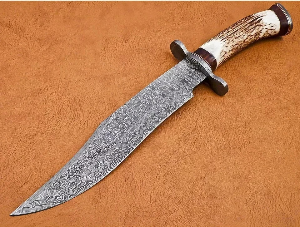 BEAUTIFUL CUSTOM HANDMADE DAMASCUS STEEL HUNTING BOWIE KNIFE HORN HANDLE