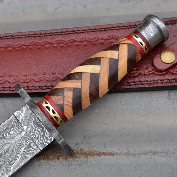 Premium Hand Forged Damascus Steel Dagger Knife with Wood Handle - Hunting Knife